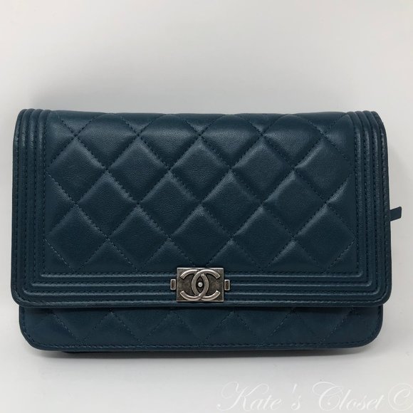 CHANEL Lambskin Boy Flap Wallet in Chain - Picture 1 of 14